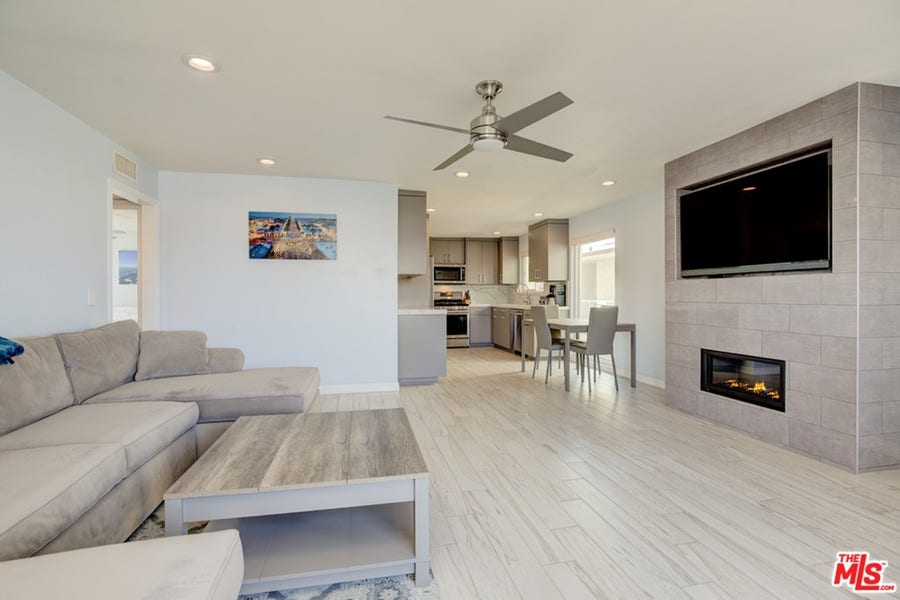 Property photo for 320 Hermosa Avenue, #206, Hermosa Beach, CA
