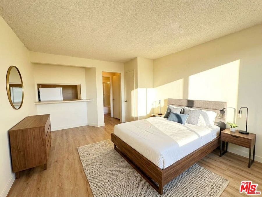 Property photo for 571 Fairview Avenue, #17, Los Angeles, CA