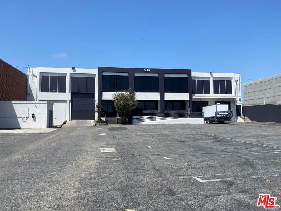 Property photo for 5425 Grosvenor Boulevard, Los Angeles, CA