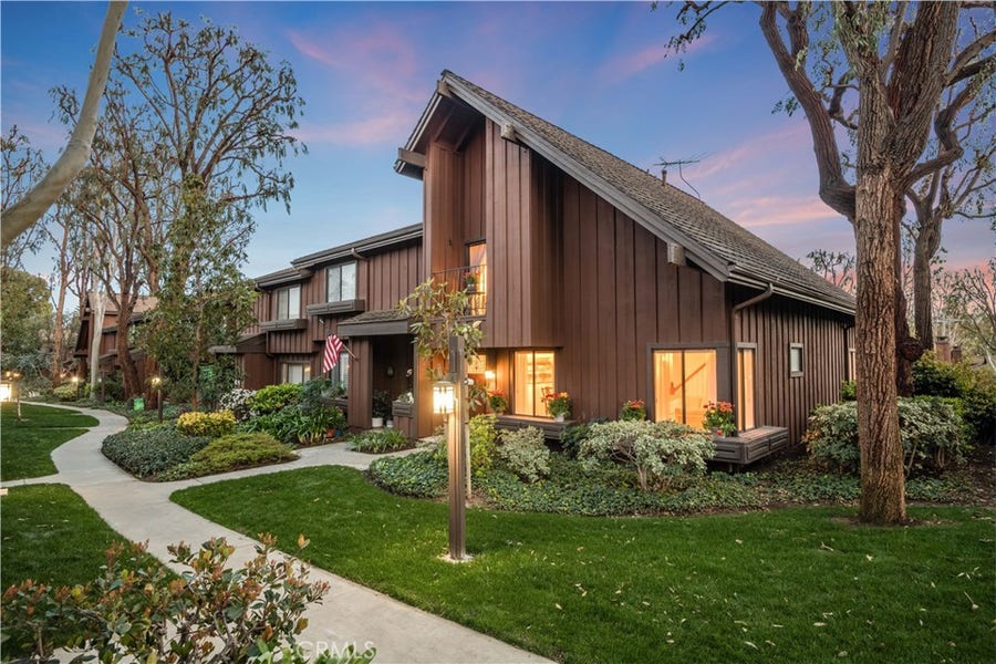 Property photo for 2199 Mount Shasta Drive, San Pedro, CA