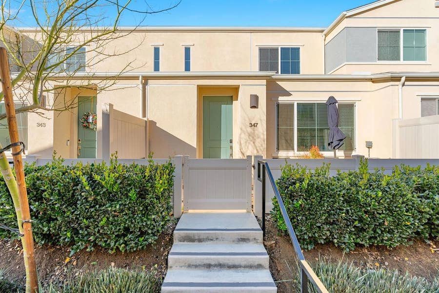 Property photo for 347 Sweet Pl, Fallbrook, CA