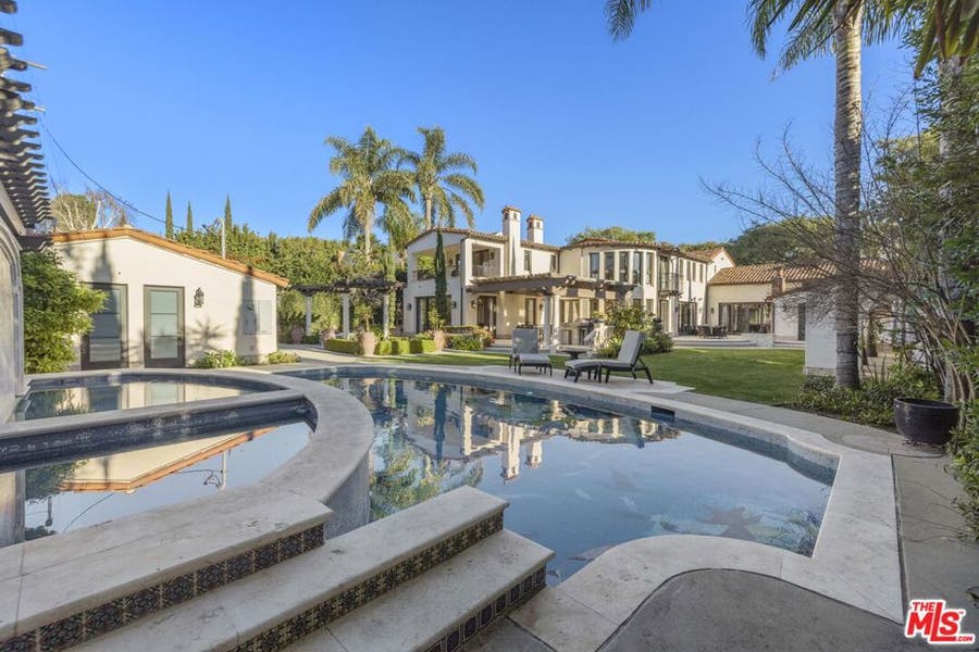 Property photo for 803 N Roxbury Drive, Beverly Hills, CA