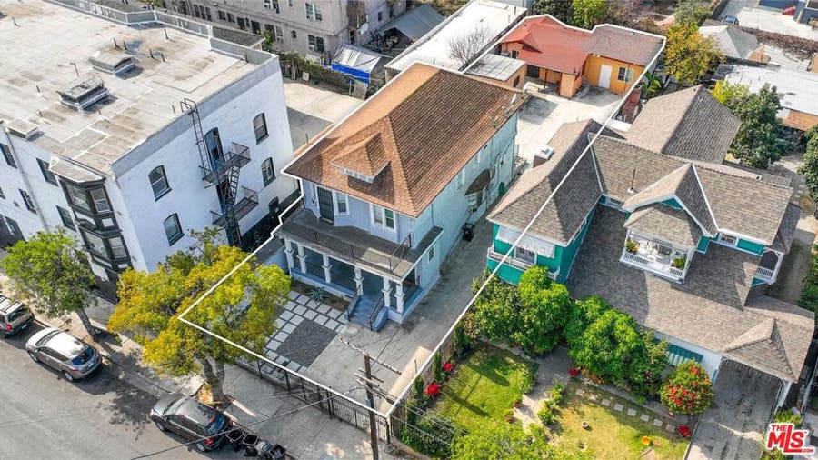 Property photo for 2515 S Catalina Street, Los Angeles, CA