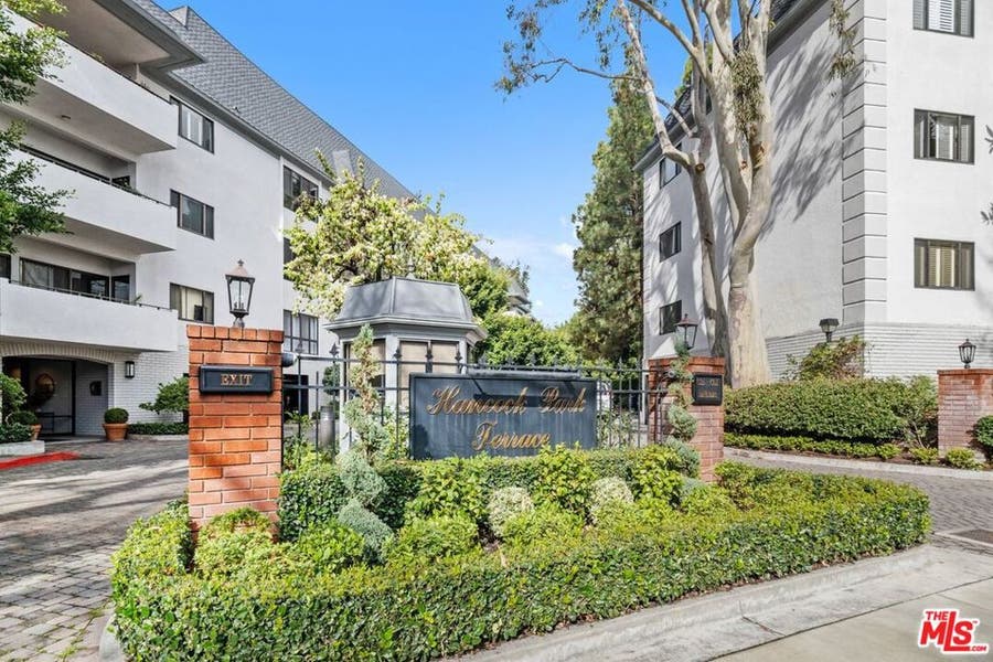 Property photo for 651 Wilcox Avenue, #3B, Los Angeles, CA