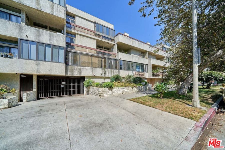 Property photo for 729 S Hobart Boulevard, #18, Los Angeles, CA