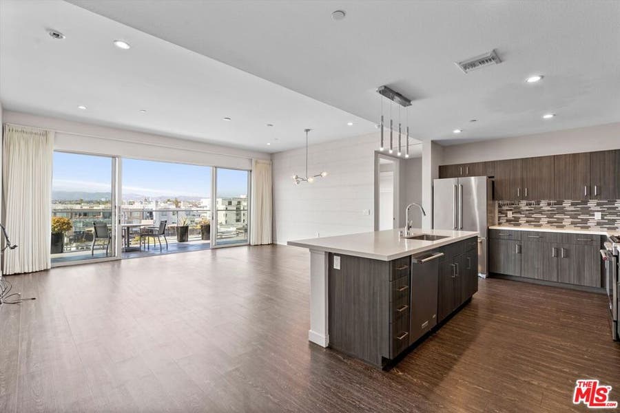 Property photo for 4140 Glencoe Avenue, #602, Marina Del Rey, CA