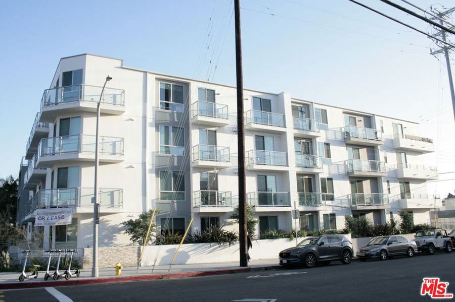 Property photo for 1301 S Westgate Avenue, #402, Los Angeles, CA