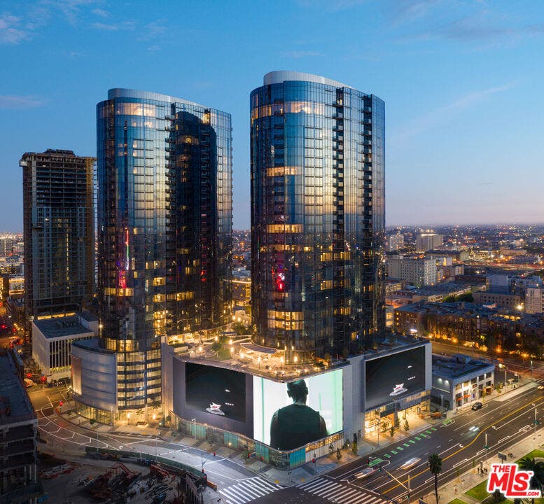 Property photo for 1200 S FIGUEROA Street, #W2102, Los Angeles, CA