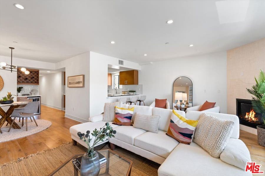 Property photo for 11715 Goshen Avenue, #203, Los Angeles, CA