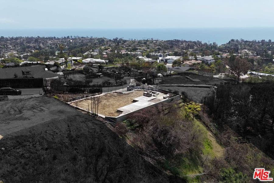 Property photo for 16021 Anoka Drive, Pacific Palisades, CA