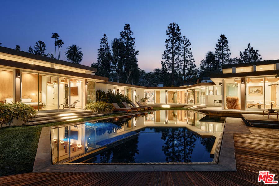Property photo for 1061 Loma Vista Drive, Beverly Hills, CA