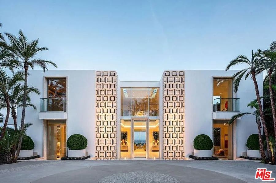 Property photo for 1500 Gilcrest Drive, Beverly Hills, CA