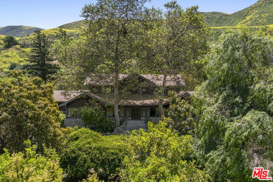 Property photo for 15454 S Mountain Road, Santa Paula, CA
