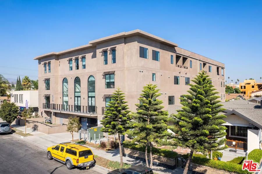 Property photo for 552 N Hobart Boulevard, #208, Los Angeles, CA