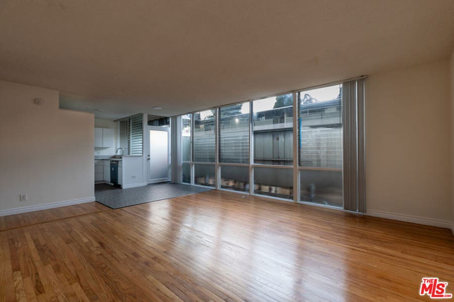 Property photo for 11131 ROSE Avenue, #5, Los Angeles, CA