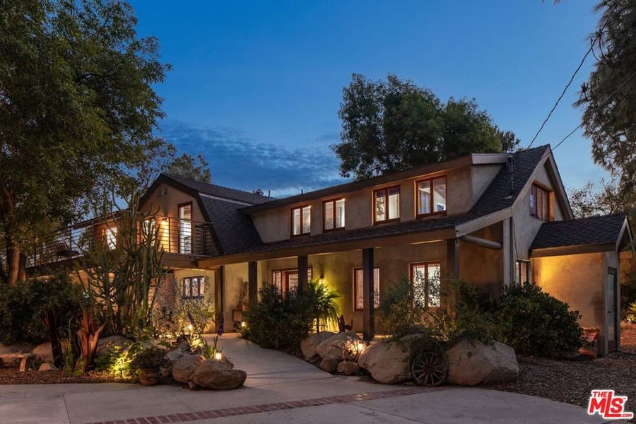 Property photo for 7336 Studio Road, West Hills, CA