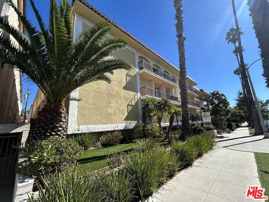 Property photo for 1033 6TH Street, #107, Santa Monica, CA
