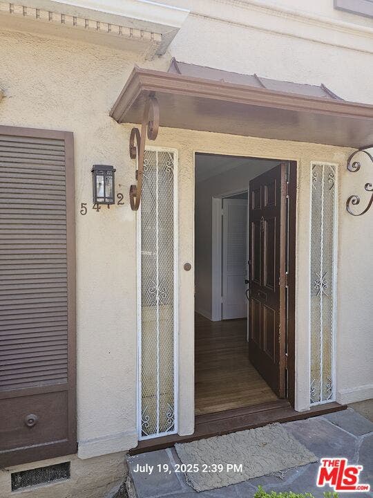 Property photo for 5472 Edgewood Place, Los Angeles, CA