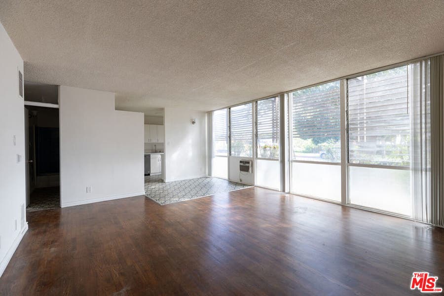 Property photo for 11133 ROSE Avenue, #9, Los Angeles, CA