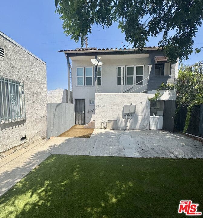 Property photo for 2911 W Florence Avenue, #APT, Los Angeles, CA