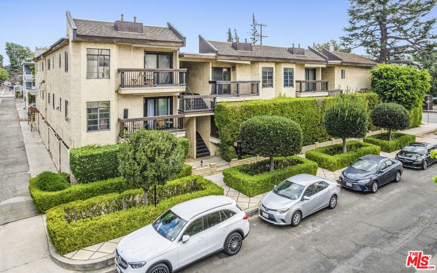 Property photo for 13021 Moorpark Street, Studio City, CA