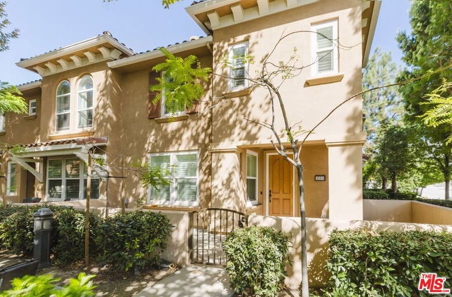 Property photo for 453 N Altadena Drive, #8, Pasadena, CA