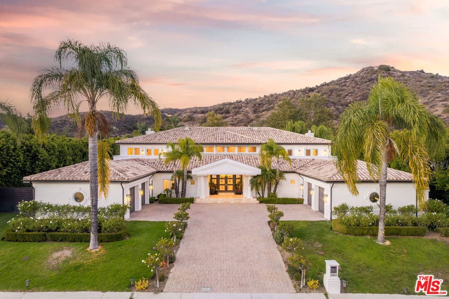 Property photo for 25043 Abercrombie Lane, Calabasas, CA