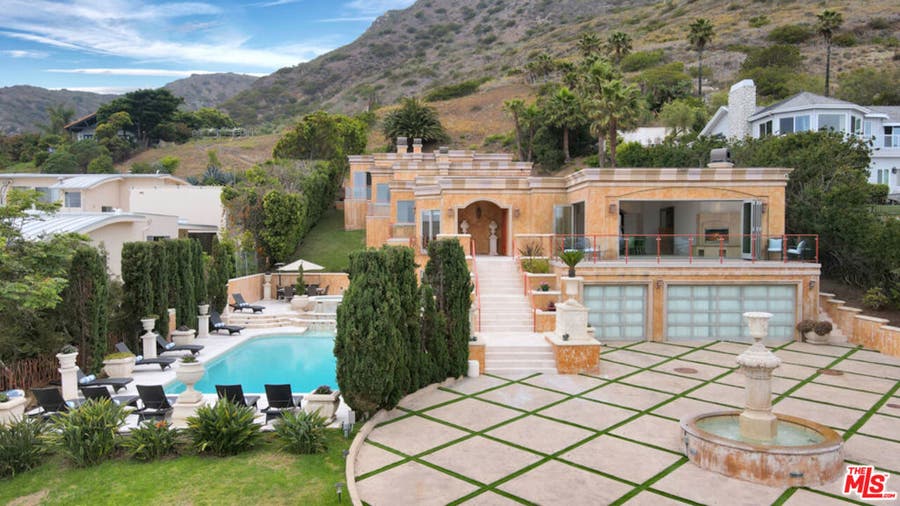 Property photo for 31739 Pacific Coast Highway, Malibu, CA