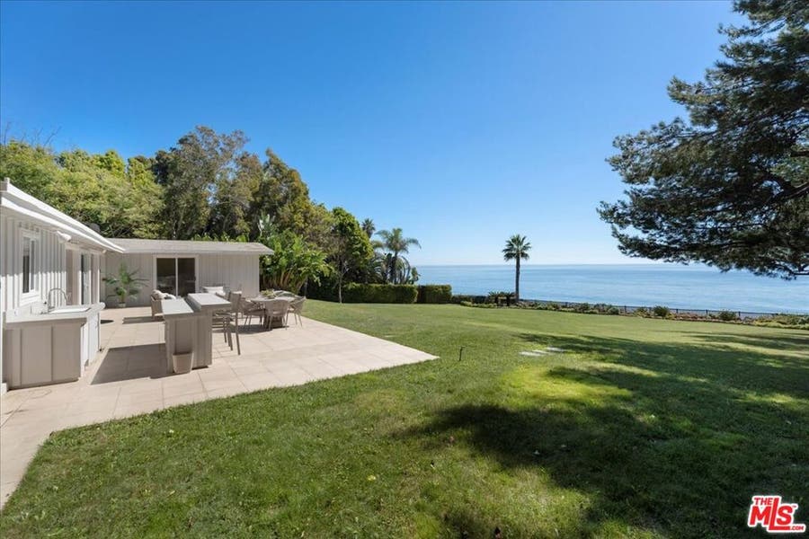 Property photo for 32440 Pacific Coast Highway, Malibu, CA