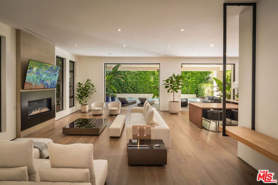Property photo for 333 N Croft Avenue, Los Angeles, CA