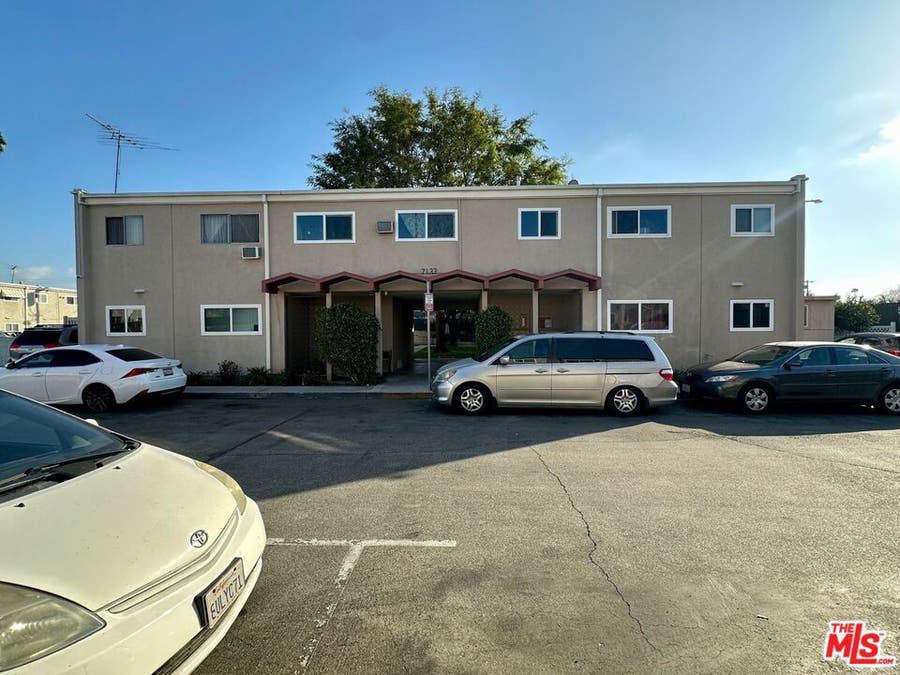 Property photo for 7133 Coldwater Canyon Avenue, #14, North Hollywood, CA