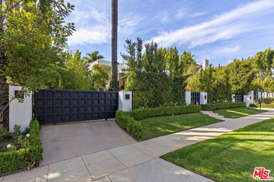 Property photo for 605 N Hillcrest Road, Beverly Hills, CA