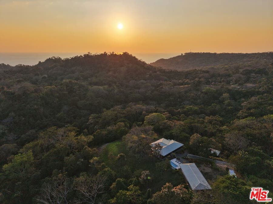 Property photo for 0 Mal Pais, Santa Teresa, Costa Rica, 