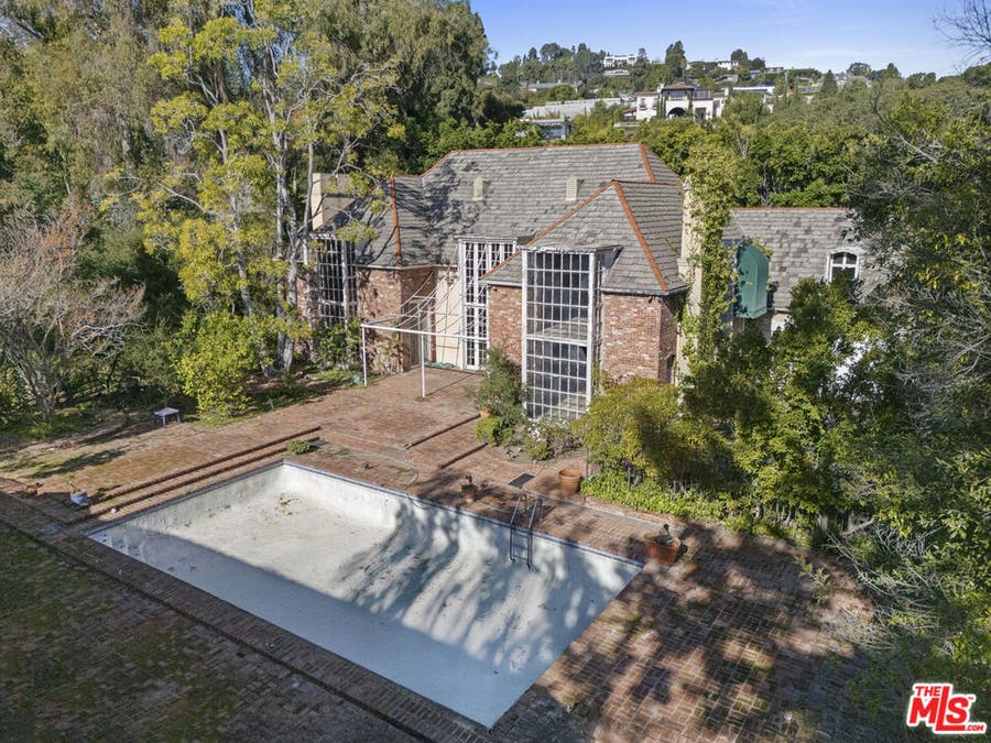 Property photo for 501 St Cloud Road, Los Angeles, CA
