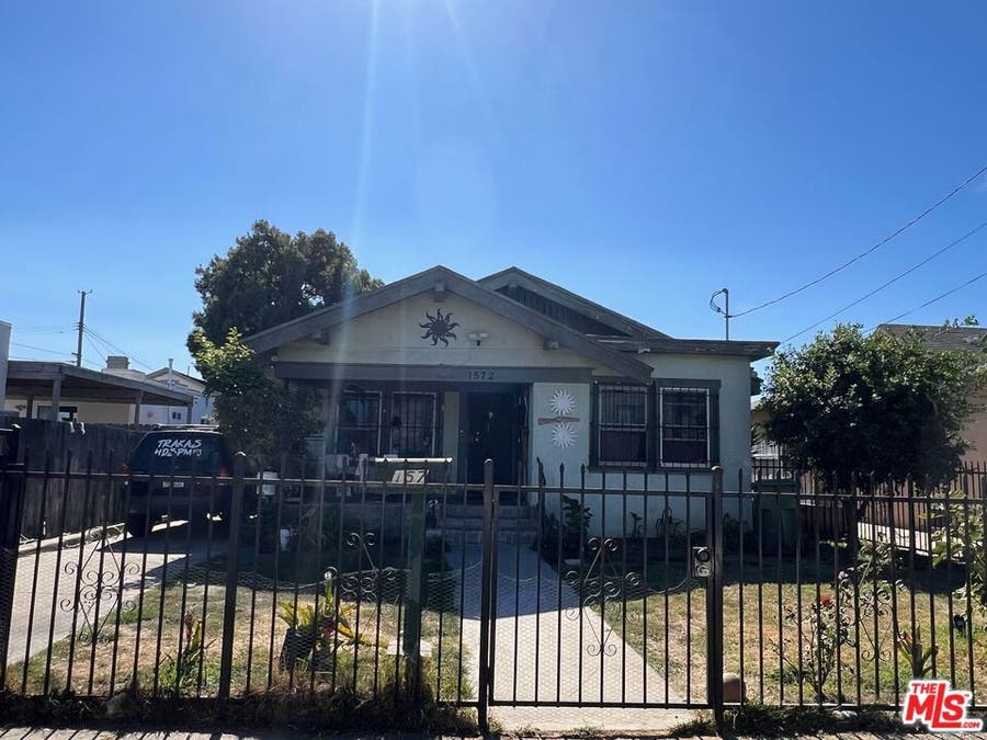 Property photo for 1572 W 37th Place, Los Angeles, CA