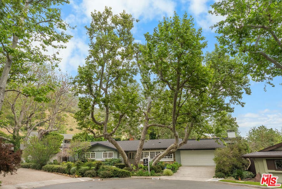 Property photo for 30604 Sicomoro Drive, Malibu, CA