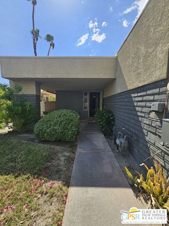 Property photo for 1333 Sunflower Circle, Palm Springs, CA