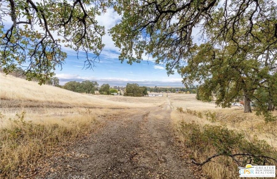 Property photo for 17315 Rancho Tehama Road, Corning, CA