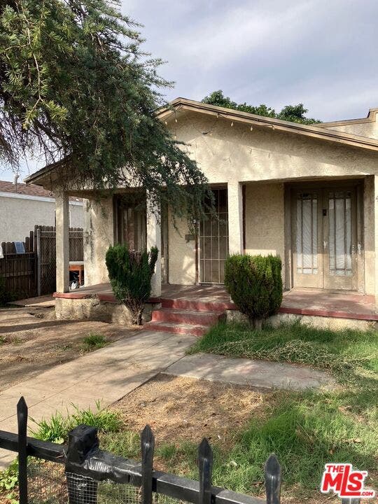 Property photo for 437 93rd Street, Los Angeles, CA