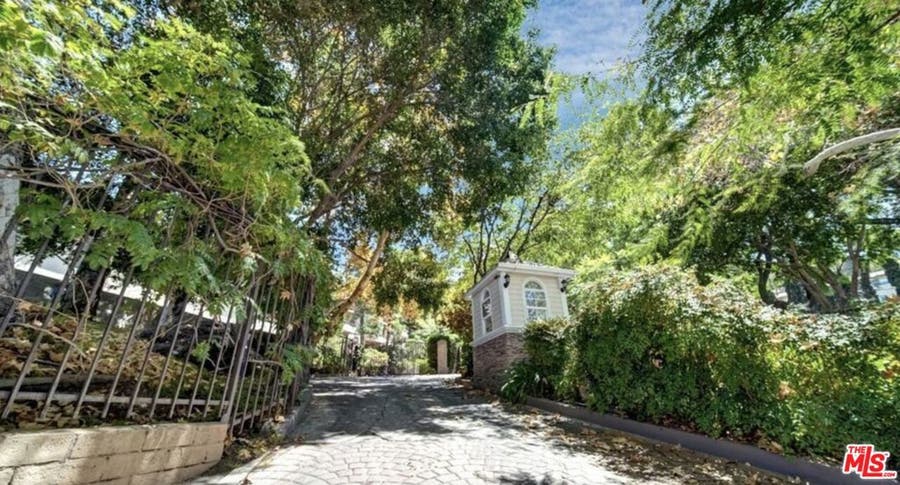 Property photo for 2700 Cahuenga Boulevard, #2205, Los Angeles, CA