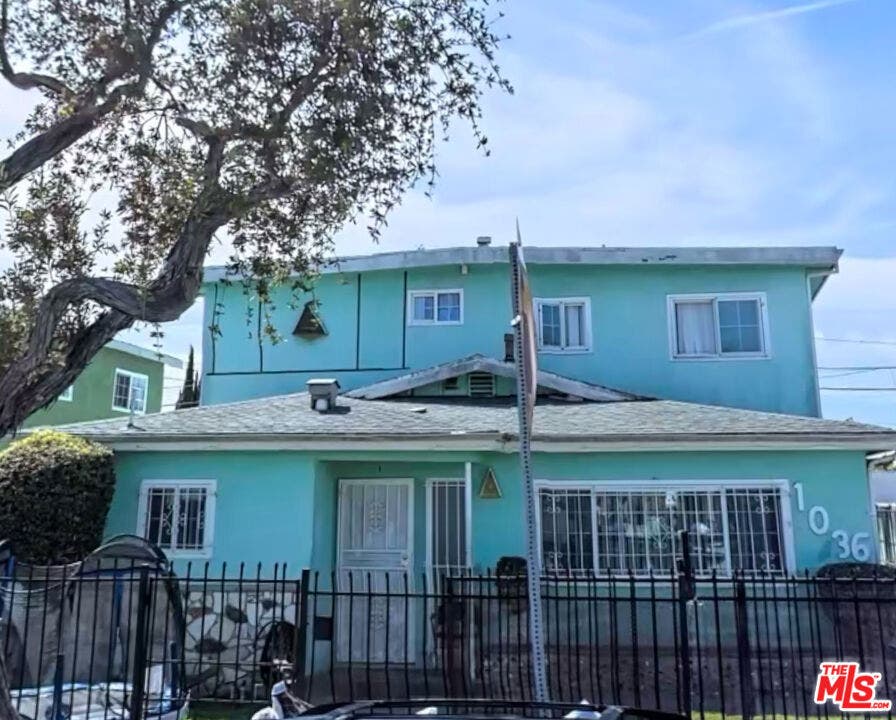 Property photo for 1036 W 98th Street, Los Angeles, CA
