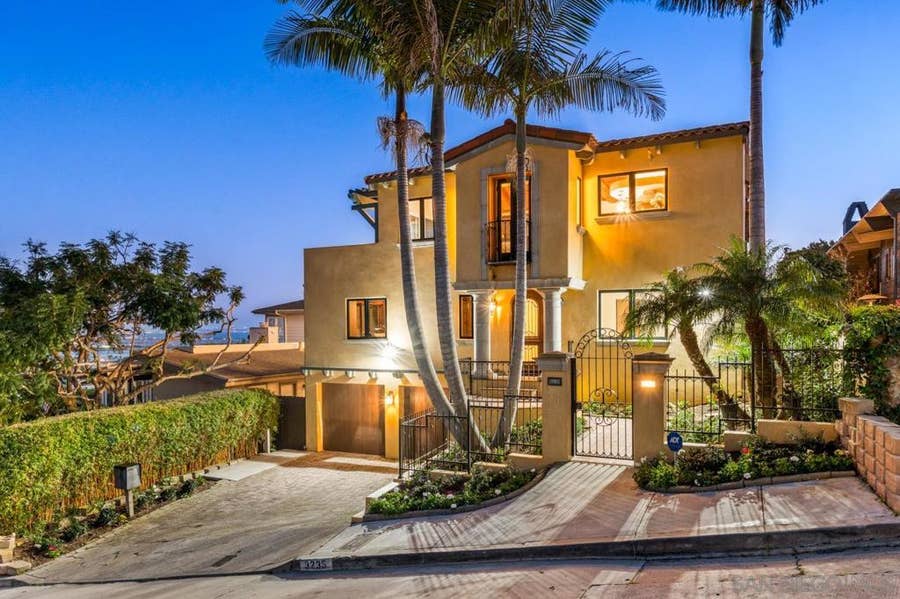 Property photo for 3235 Harbor View Dr, San Diego, CA