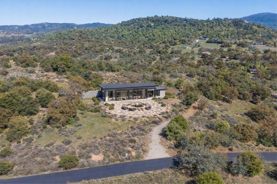 Property photo for 3318 Black Oak Ln, Julian, CA