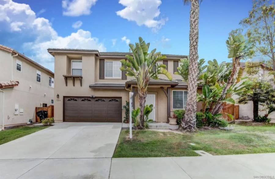 Property photo for 5218 Avenida De Las Vistas, San Diego, CA
