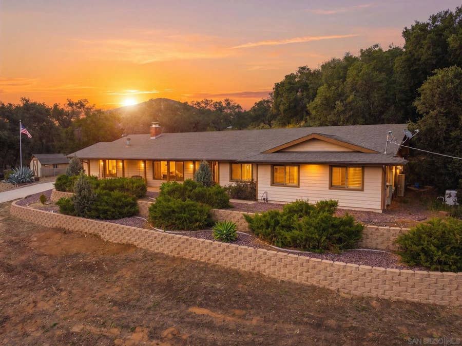 Property photo for 19525 Casner Rd, Ramona, CA