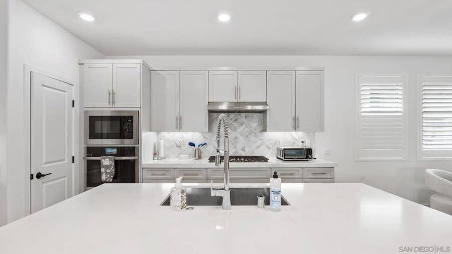 Property photo for 15681 Rennyson Way, San Diego, CA