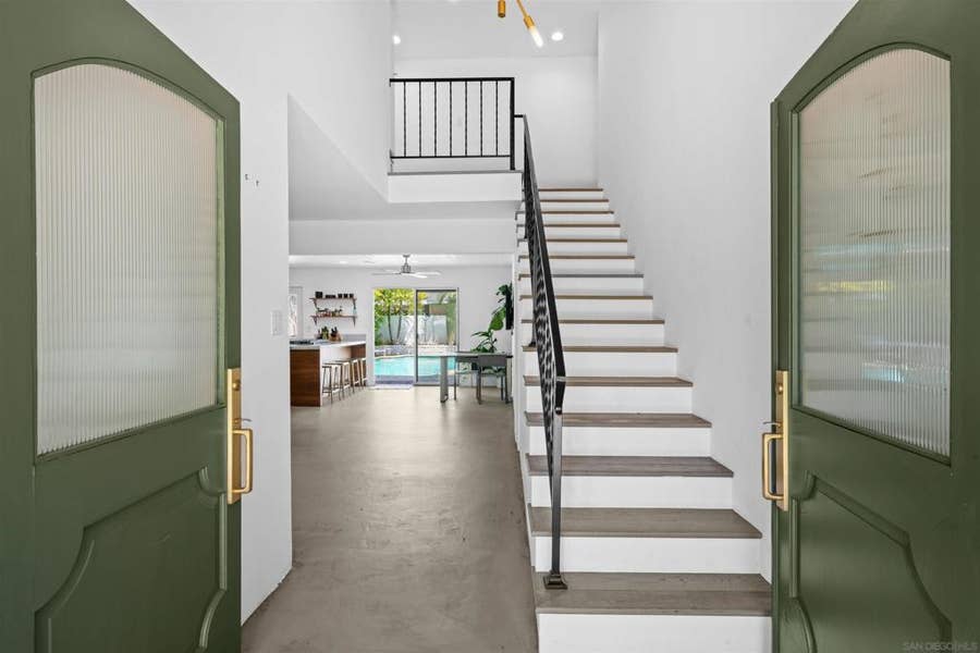 Property photo for 5736 Coke Ave, Lakewood, CA