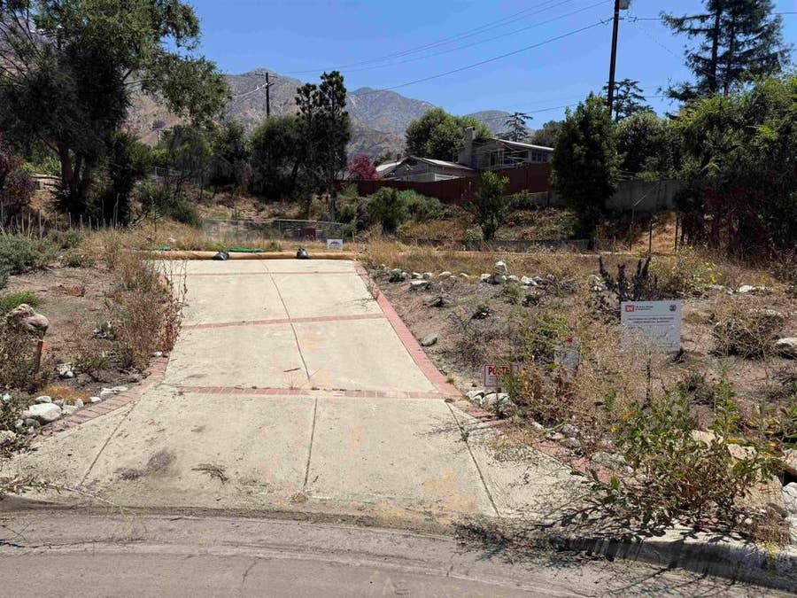 Property photo for 428 Parkman, Altadena, CA