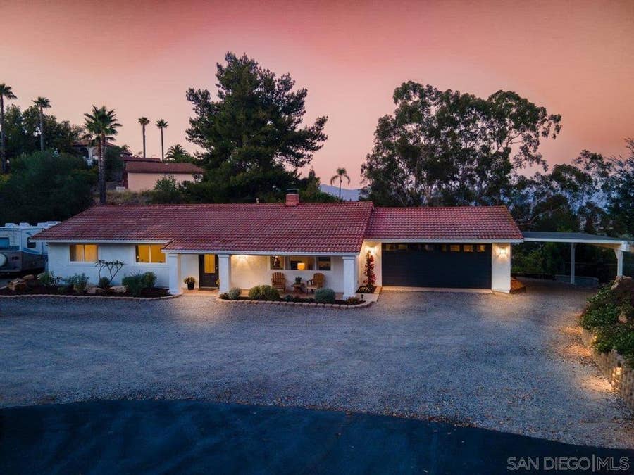 Property photo for 2650 Sunset Hills, Escondido, CA