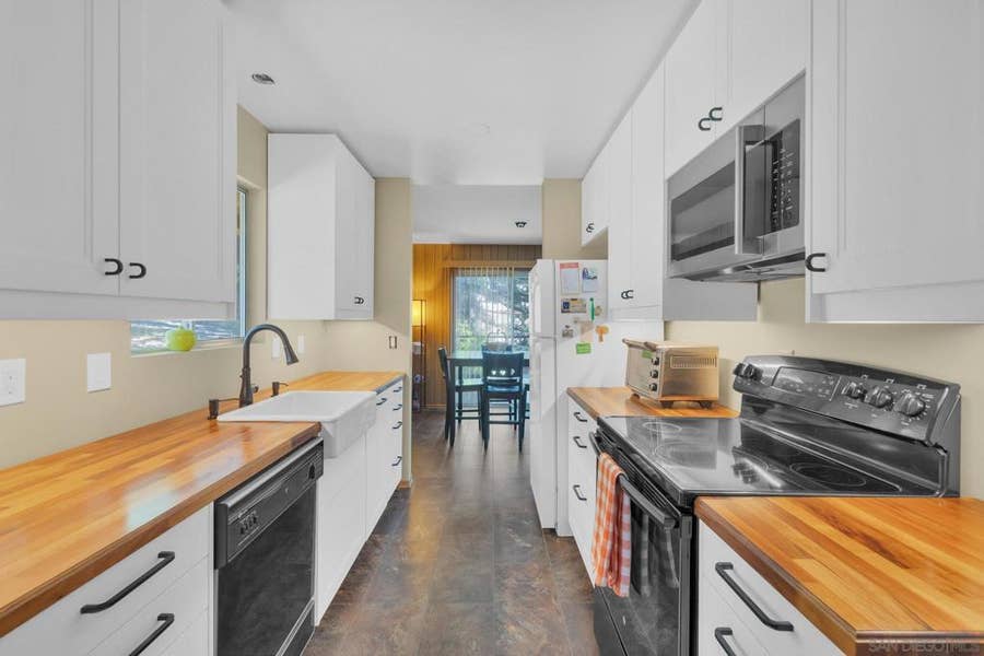 Property photo for 2816 Heliotrope Dr, Julian, CA